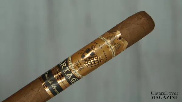 Partagas de Bronce