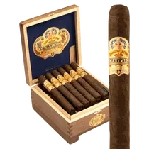 Diamond Crown Maximus Toro No. 4
