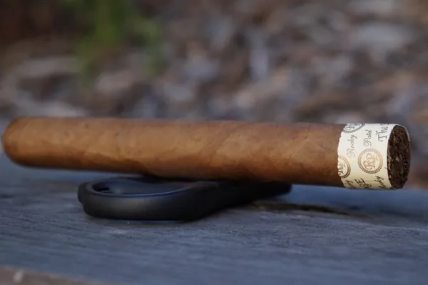 Rocky Patel The Edge Corojo