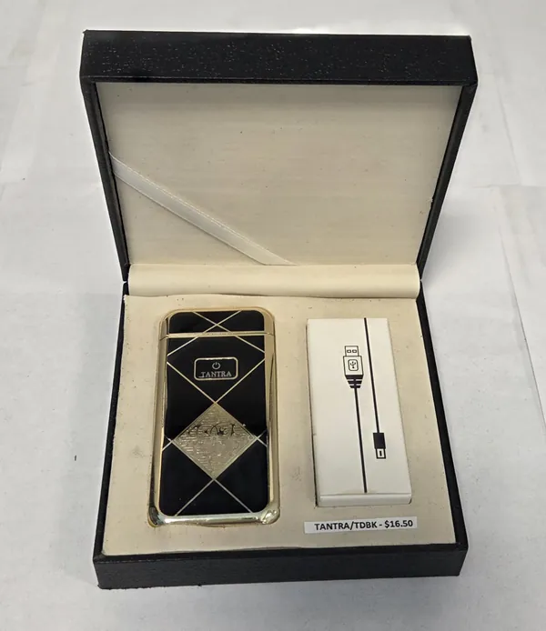 The TANTRA Imperfect Lighter