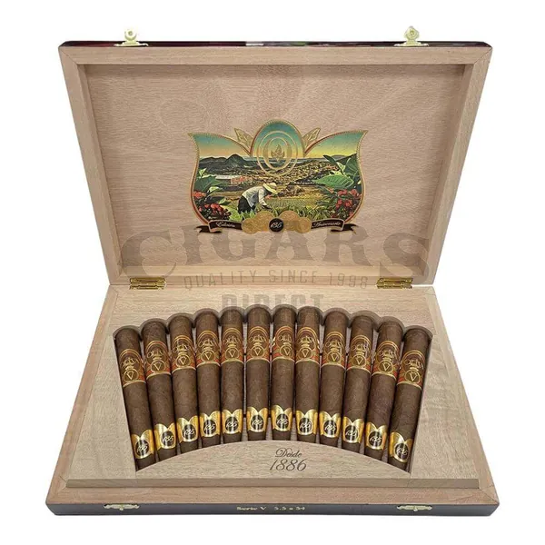 Oliva Serie V 135th Anniversary Edicion Limitada - Box of 12