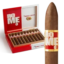 Romeo by Romeo y Julieta Piramides