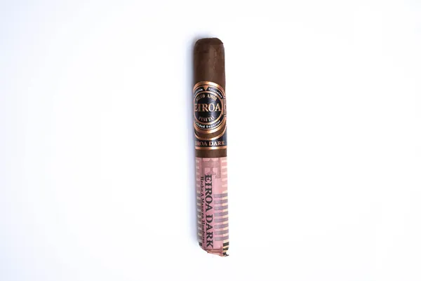 Eiroa Dark Natural