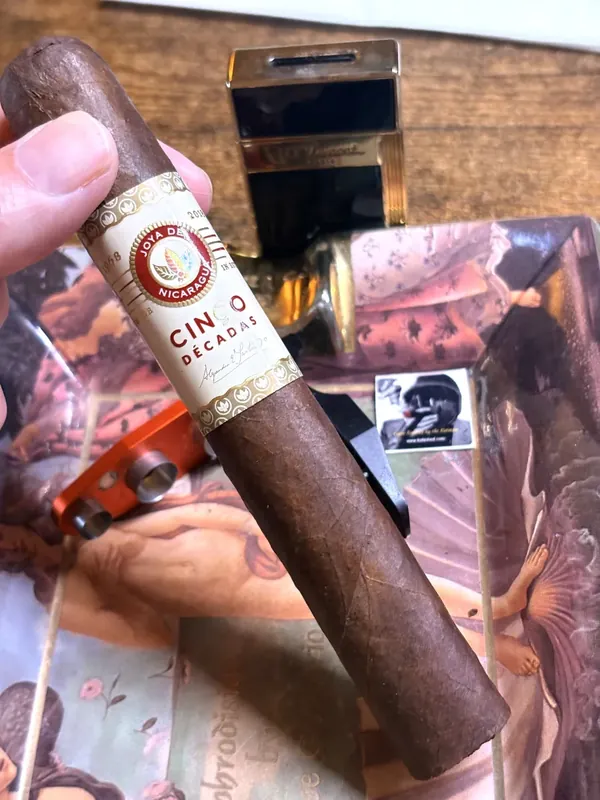 Joya de Nicaragua Cinco Decadas